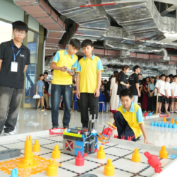 cuoc-thi-robotics-danh-cho-hoc-sinh-hien-nay